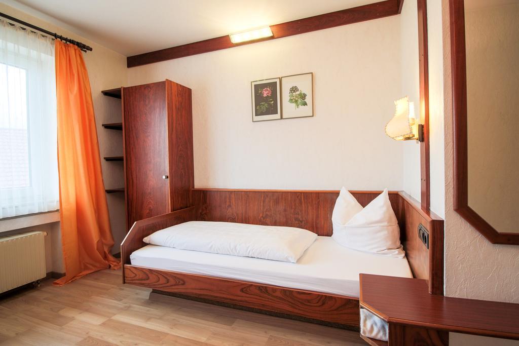 Hotel-Restaurant Lowen Suessen Bilik gambar