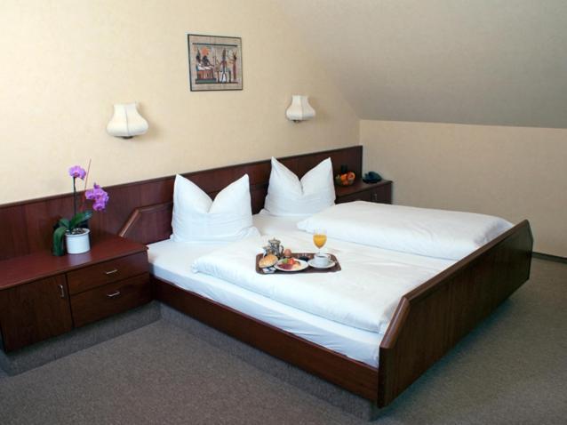 Hotel-Restaurant Lowen Suessen Bilik gambar